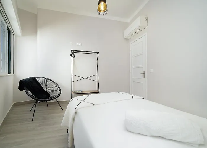 Spacious Stylish 公寓 波尔蒂芒